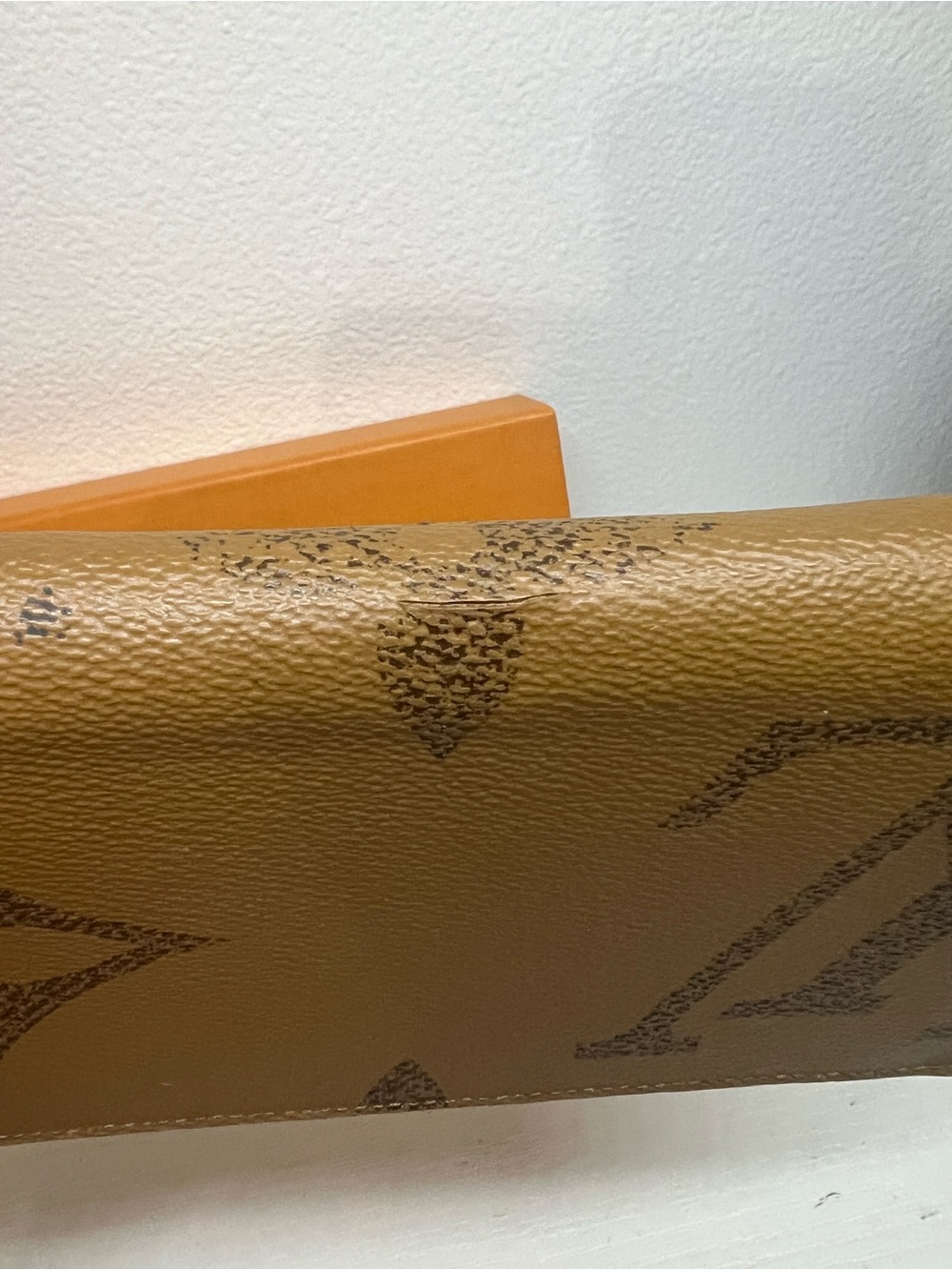 Louis Vuitton Zippy Wallet Reverse Monogram - Picture 3 of 13